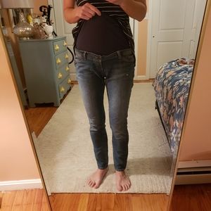 Seraphine maternity size 6 jeans with a tummy panel